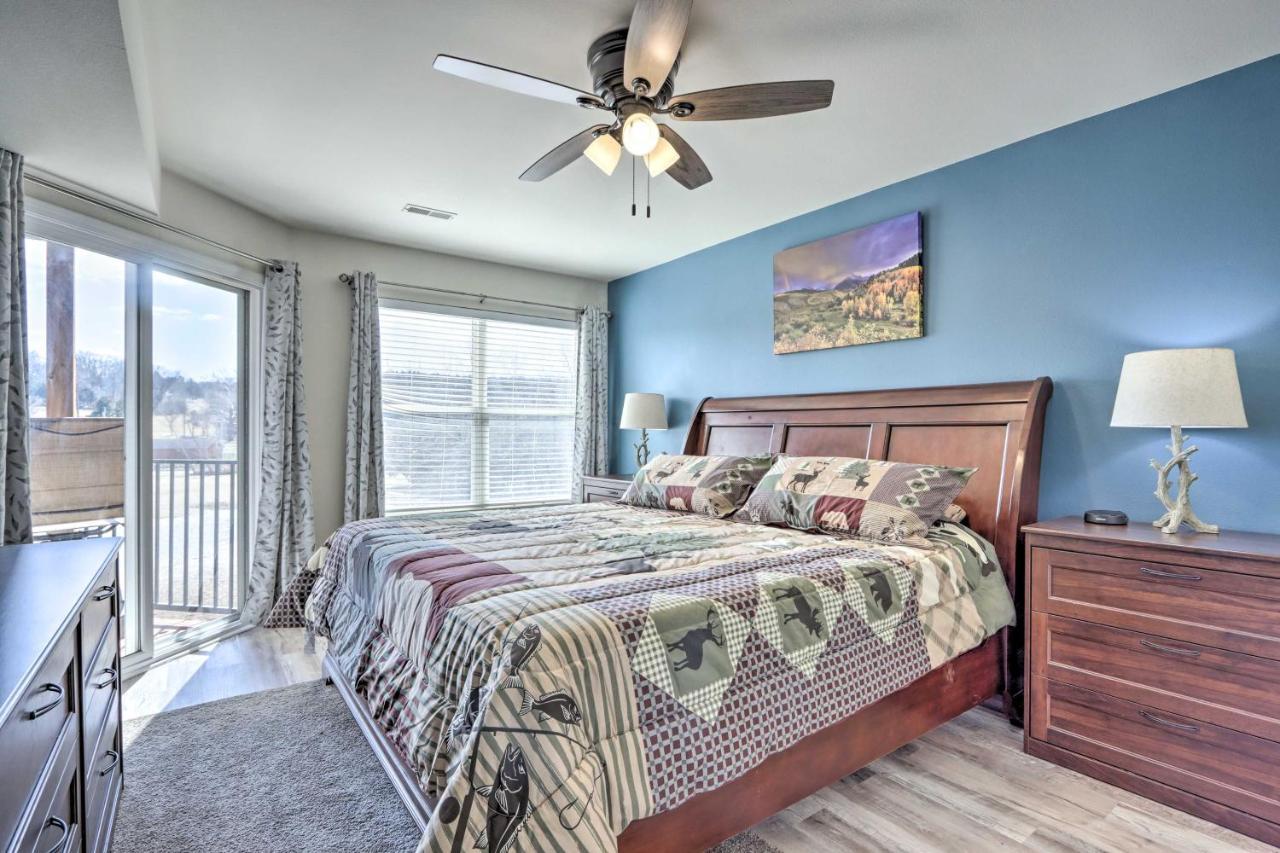 Step-Free Camdenton Condo With Boat Ramp, Dock, Slip Eksteriør billede