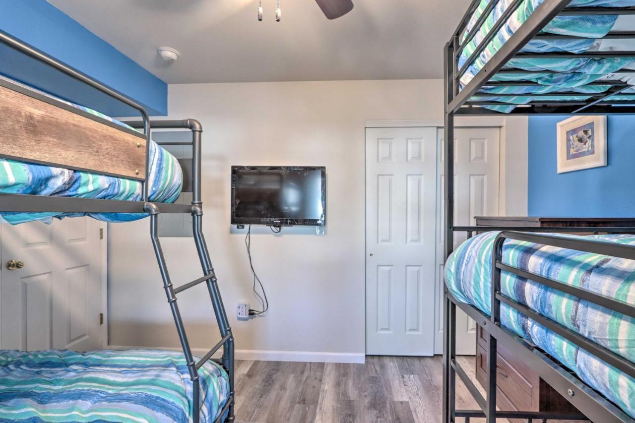 Step-Free Camdenton Condo With Boat Ramp, Dock, Slip Eksteriør billede