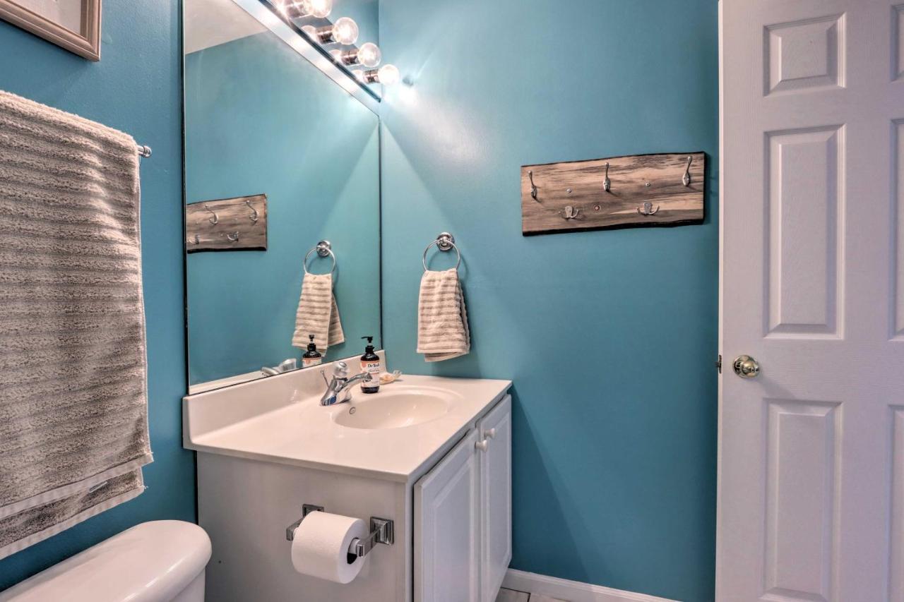 Step-Free Camdenton Condo With Boat Ramp, Dock, Slip Eksteriør billede