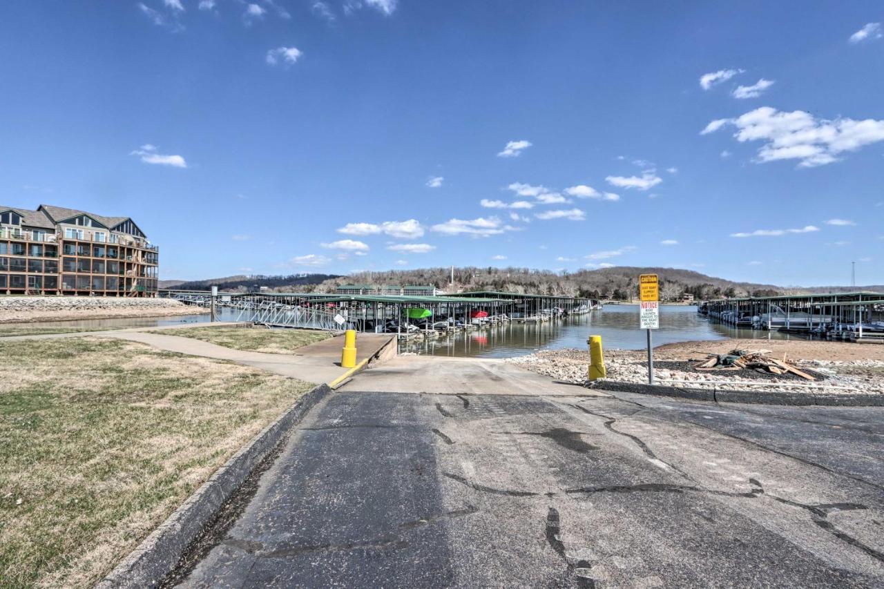 Step-Free Camdenton Condo With Boat Ramp, Dock, Slip Eksteriør billede