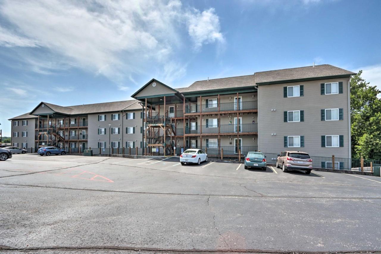 Step-Free Camdenton Condo With Boat Ramp, Dock, Slip Eksteriør billede