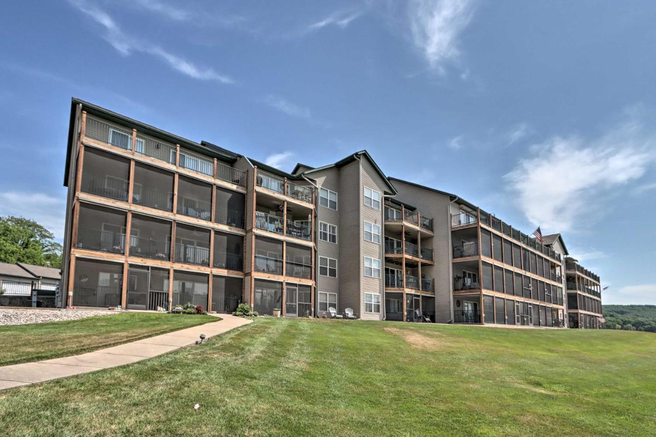 Step-Free Camdenton Condo With Boat Ramp, Dock, Slip Eksteriør billede
