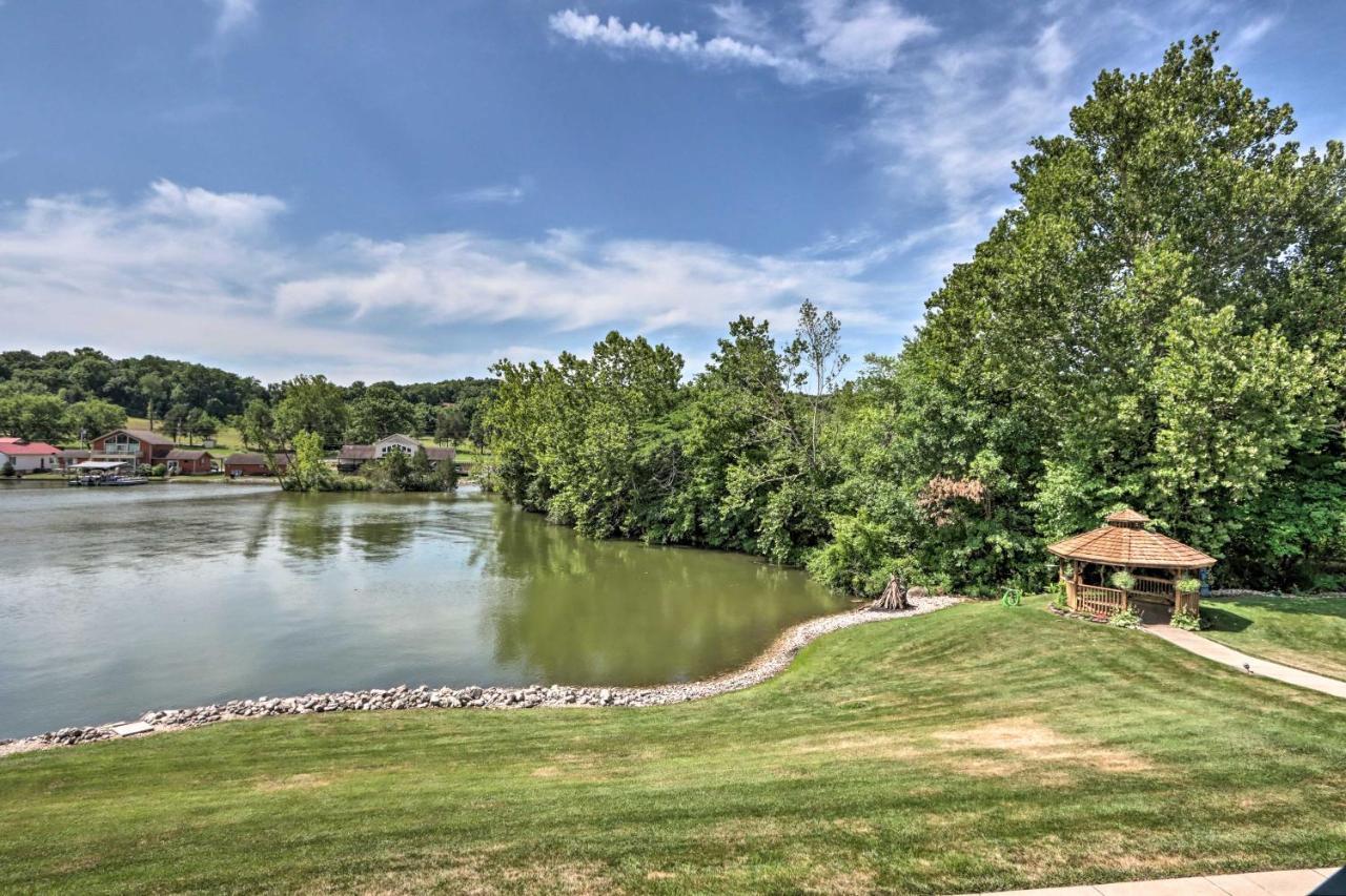 Step-Free Camdenton Condo With Boat Ramp, Dock, Slip Eksteriør billede